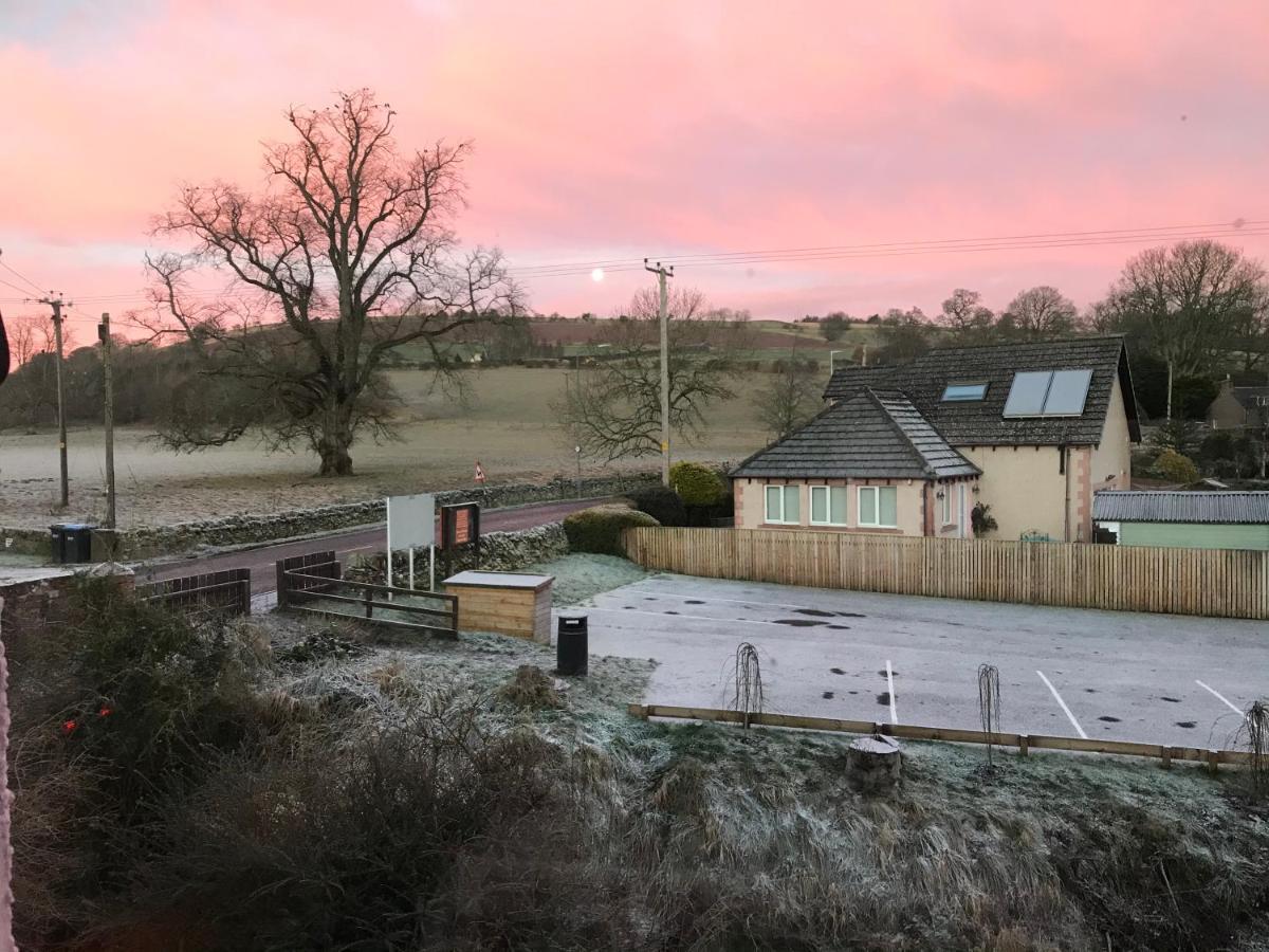 Horse And Hound Country Inn Bonchester Bridge المظهر الخارجي الصورة