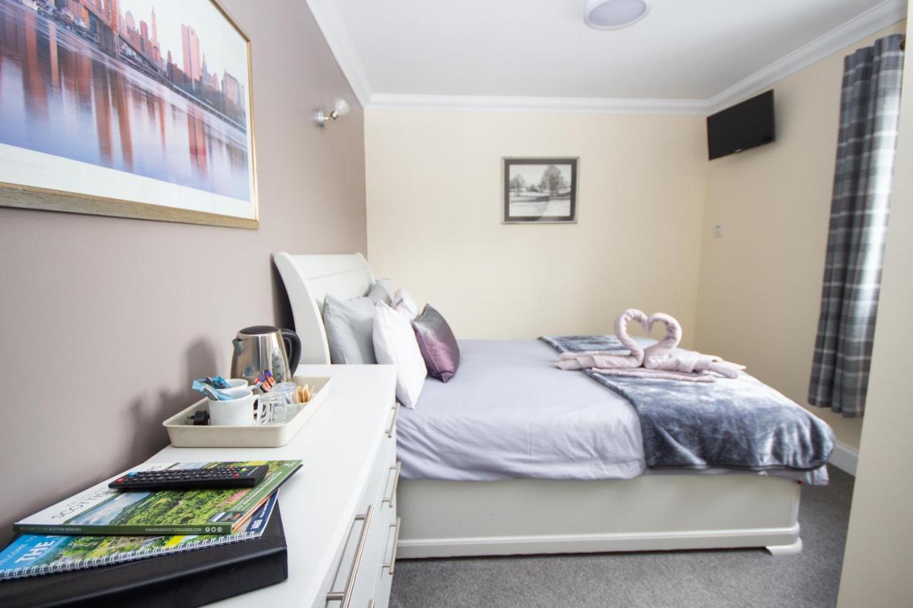 Horse And Hound Country Inn Bonchester Bridge المظهر الخارجي الصورة