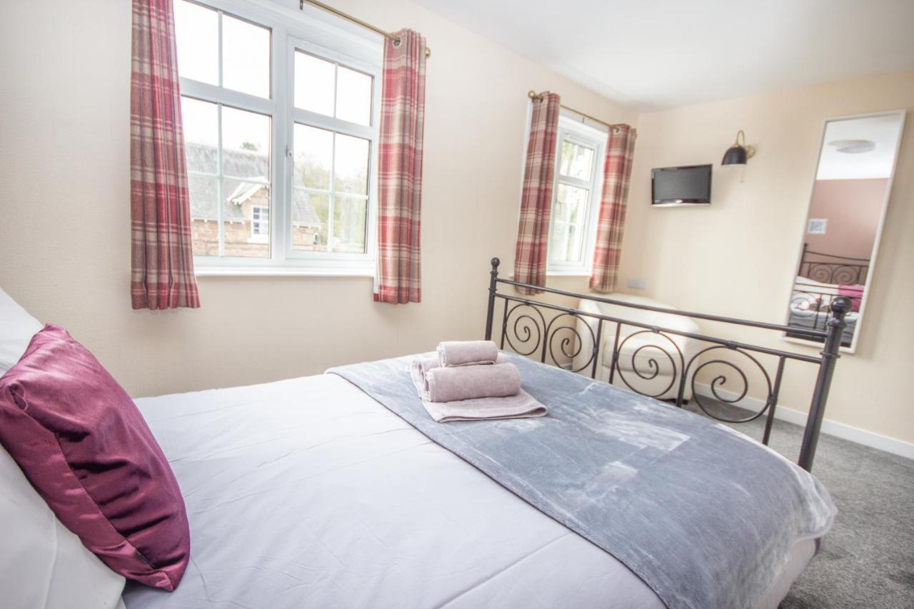 Horse And Hound Country Inn Bonchester Bridge المظهر الخارجي الصورة