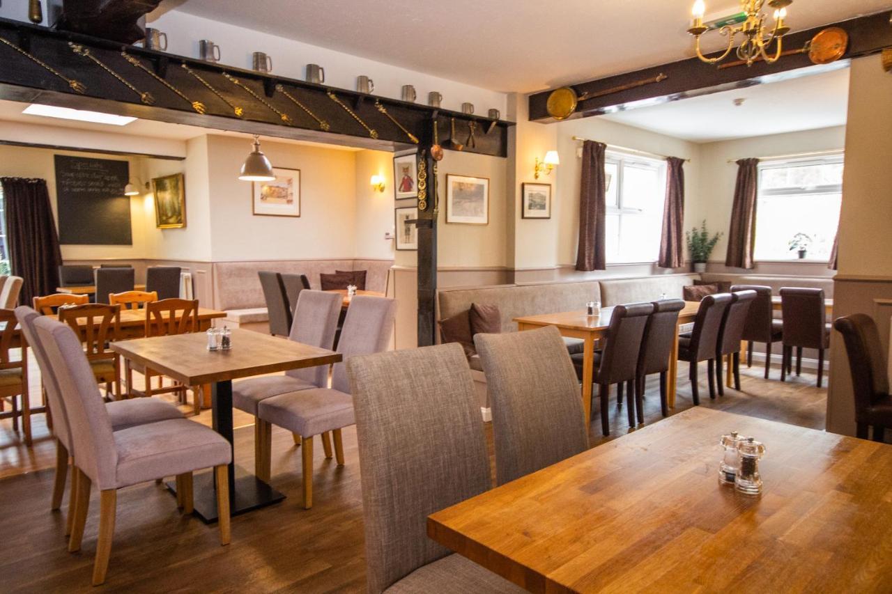 Horse And Hound Country Inn Bonchester Bridge المظهر الخارجي الصورة
