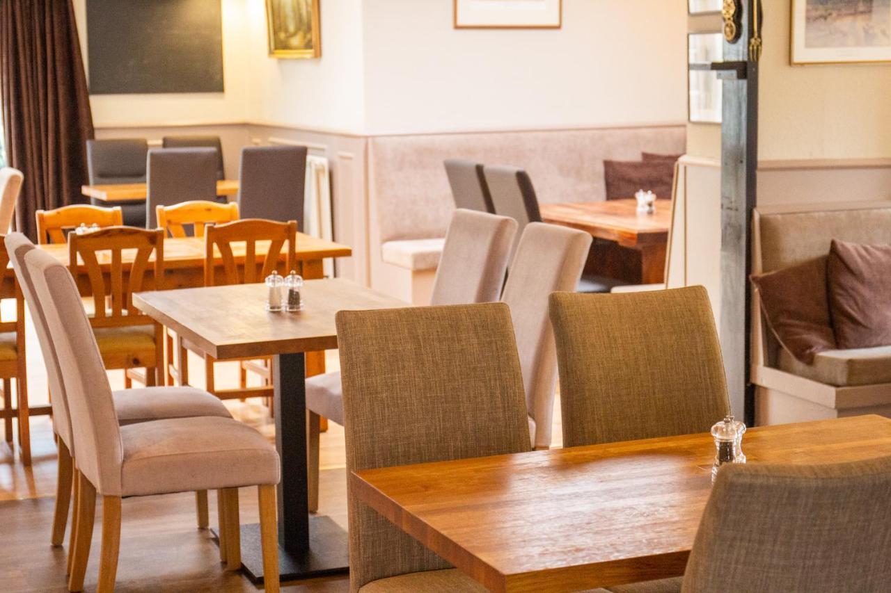 Horse And Hound Country Inn Bonchester Bridge المظهر الخارجي الصورة